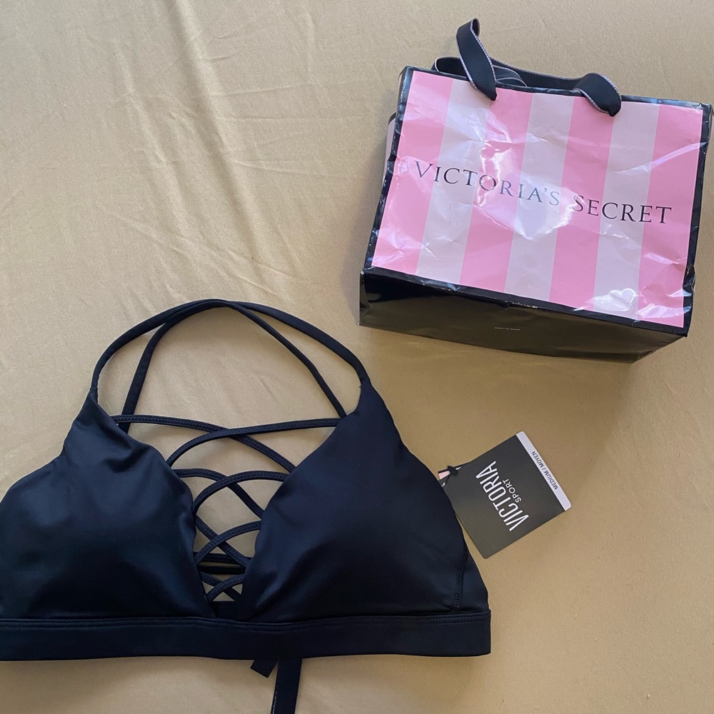 Sports bra